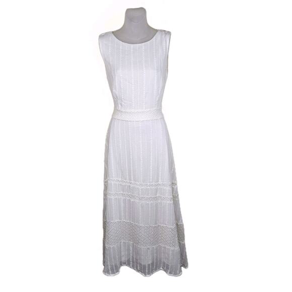 Neiman Marcus Crochet Embroidered Maxi Dress Tiered Boho Cottage White Beach 10 - Picture 1 of 16